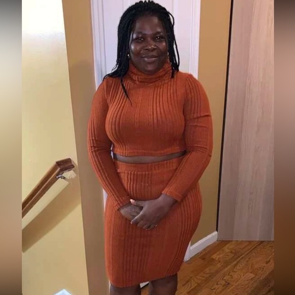 knit sweater top & skirt - Picture 11 of 16